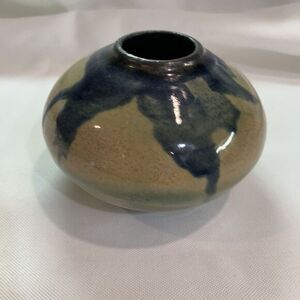 Signed Art Pottery‎ Mid Century Bud Vase 3" Earth Tones Blue Brown Green